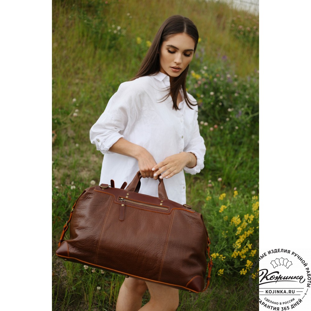 Кожаная дорожная сумка "Сити" (глянец чёрная)