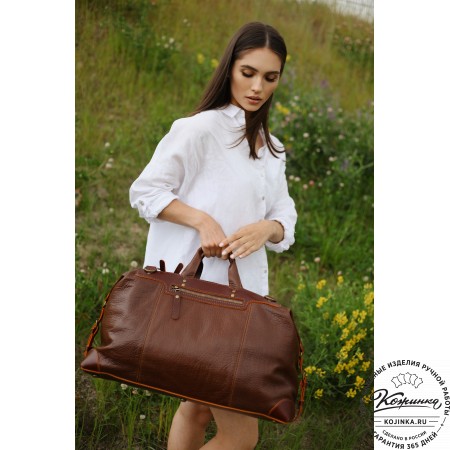 Кожаная дорожная сумка "Сити" (глянец чёрная)