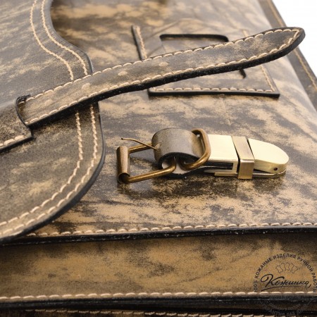 Кожаный портфель-кофр "Адъютант" (пепел глянец) 